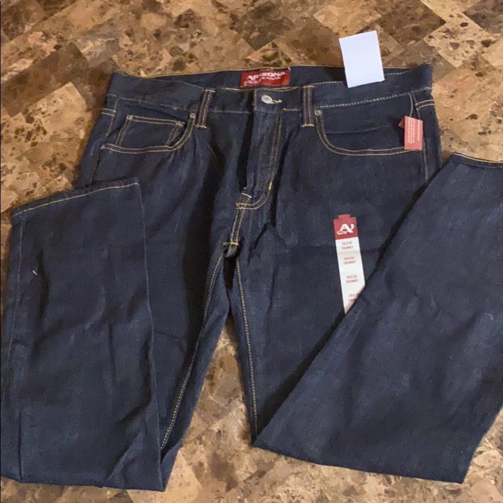 Arizona jeans size 36x30 new with tag dark wash